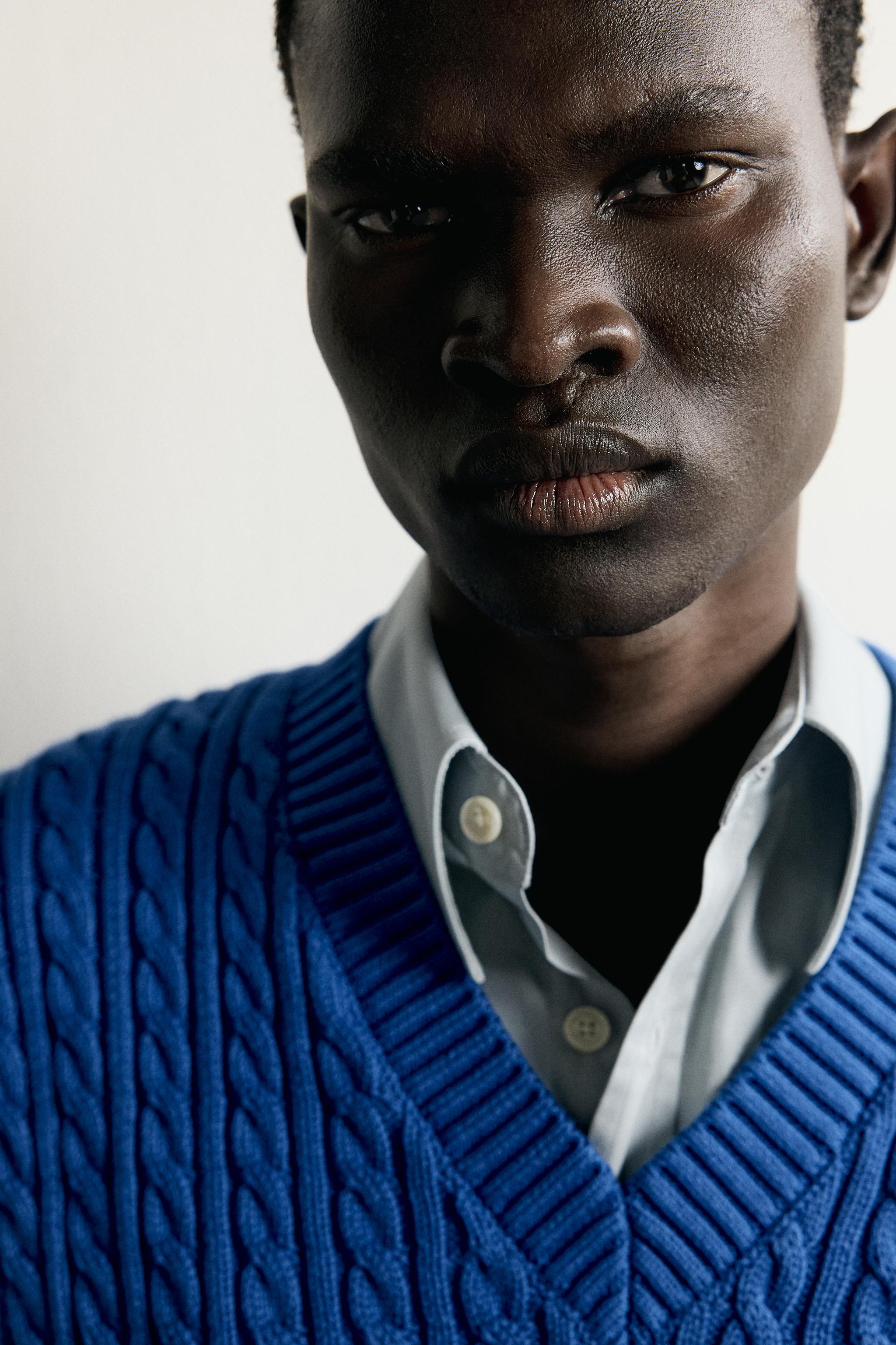 GILET EN MAILLE À TRESSES