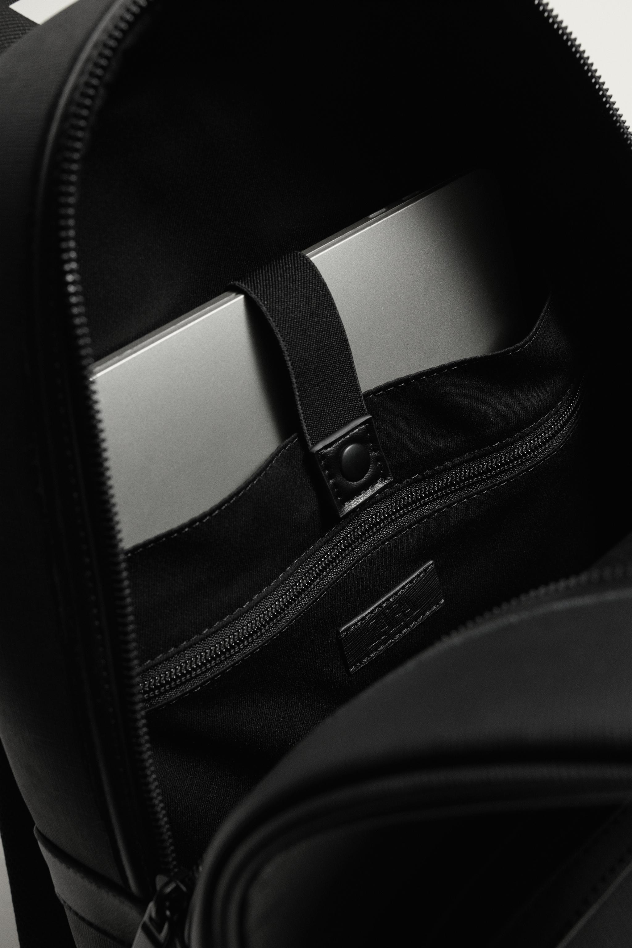TEXTURED BACKPACK