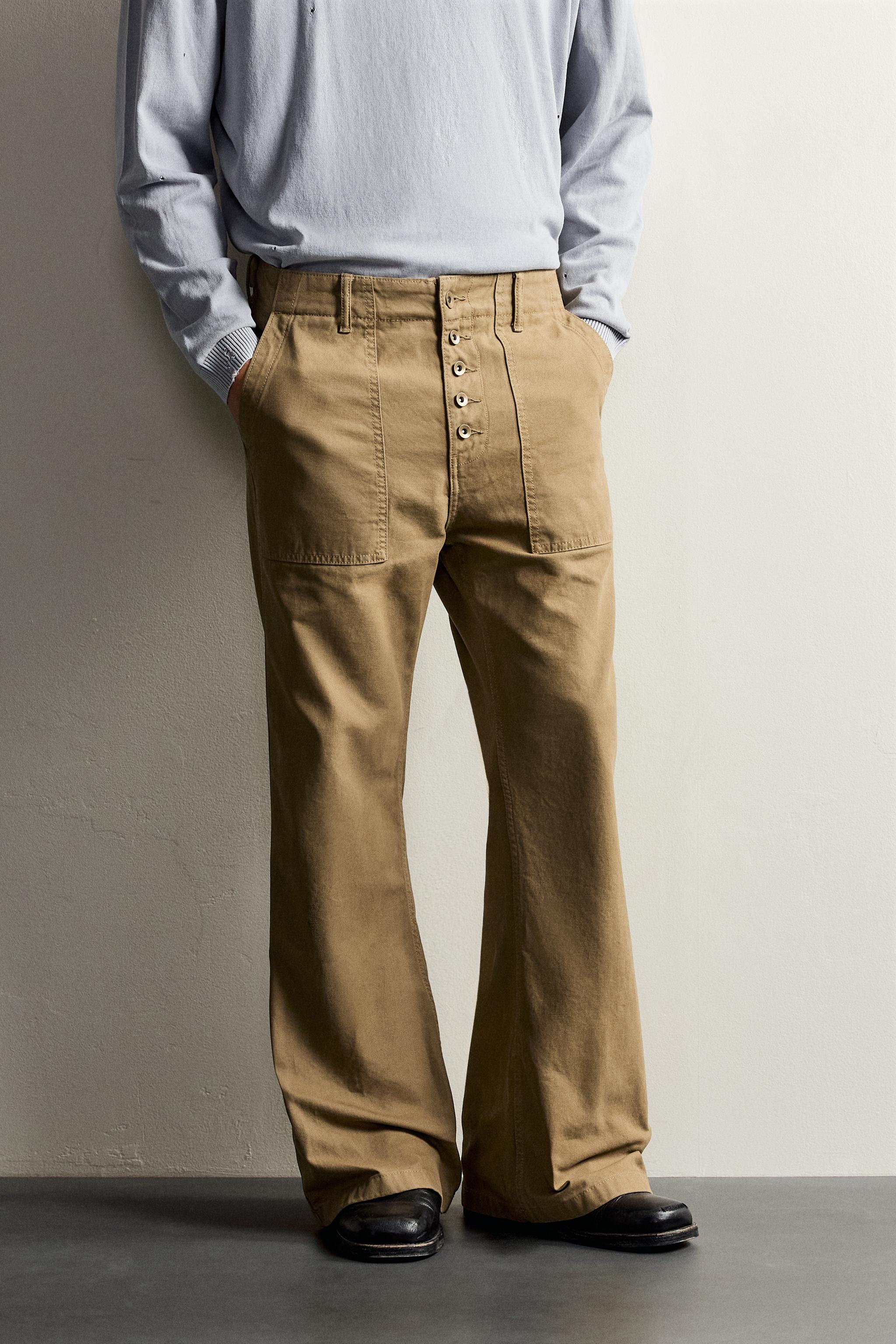 BUTTON FLARE FIT PANTS