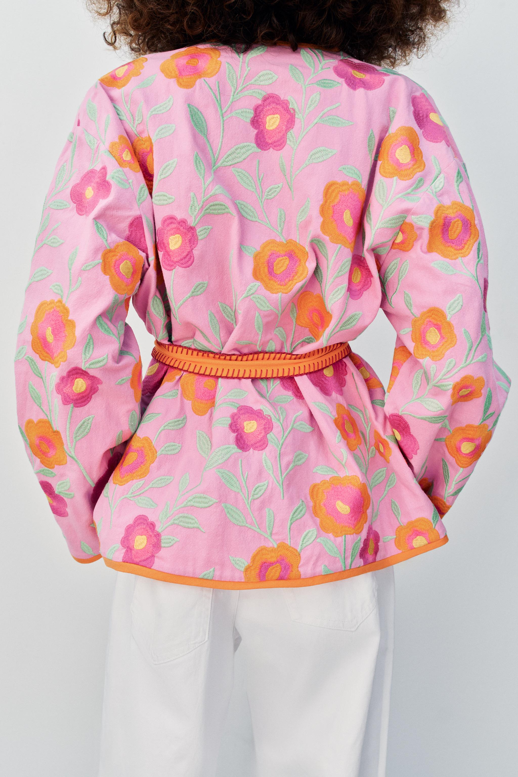 FLORAL EMBROIDERED BELTED KIMONO