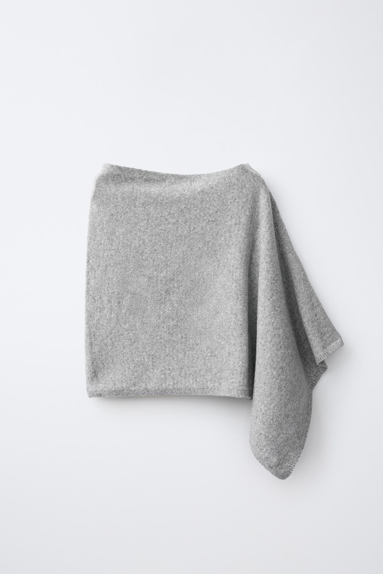 FINE KNIT CAPE — Gray marl