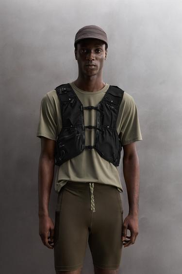 Zara 15L SPORTS VEST - Black - Image 0