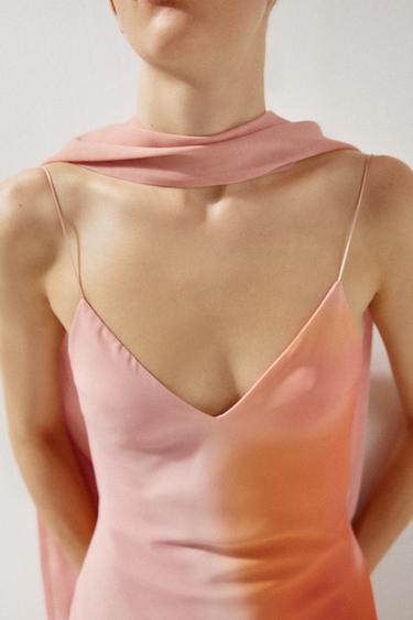 ROBE LONGUE IMPRIMÉE FOULARD - Roses de Zara - Image 2