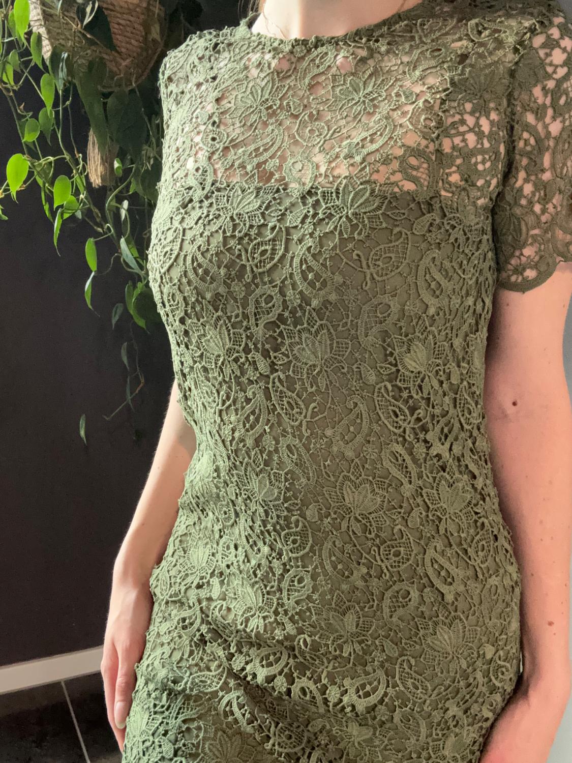 MIDIKLEID MIT SPITZE - Image 2