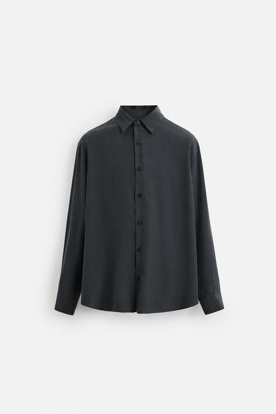 https://static.zara.net/assets/public/58ee/388a/e0904f0db3d2/1c364d65afb0/04709600802-e1/04709600802-e1.jpg?ts=1739876105930&w=563