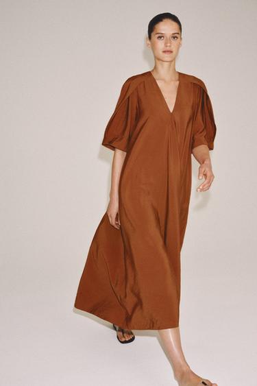 MIDI ŠATY SE STRUKTUROU ZW COLLECTION LIMITED EDITION - Cihlová od Zara