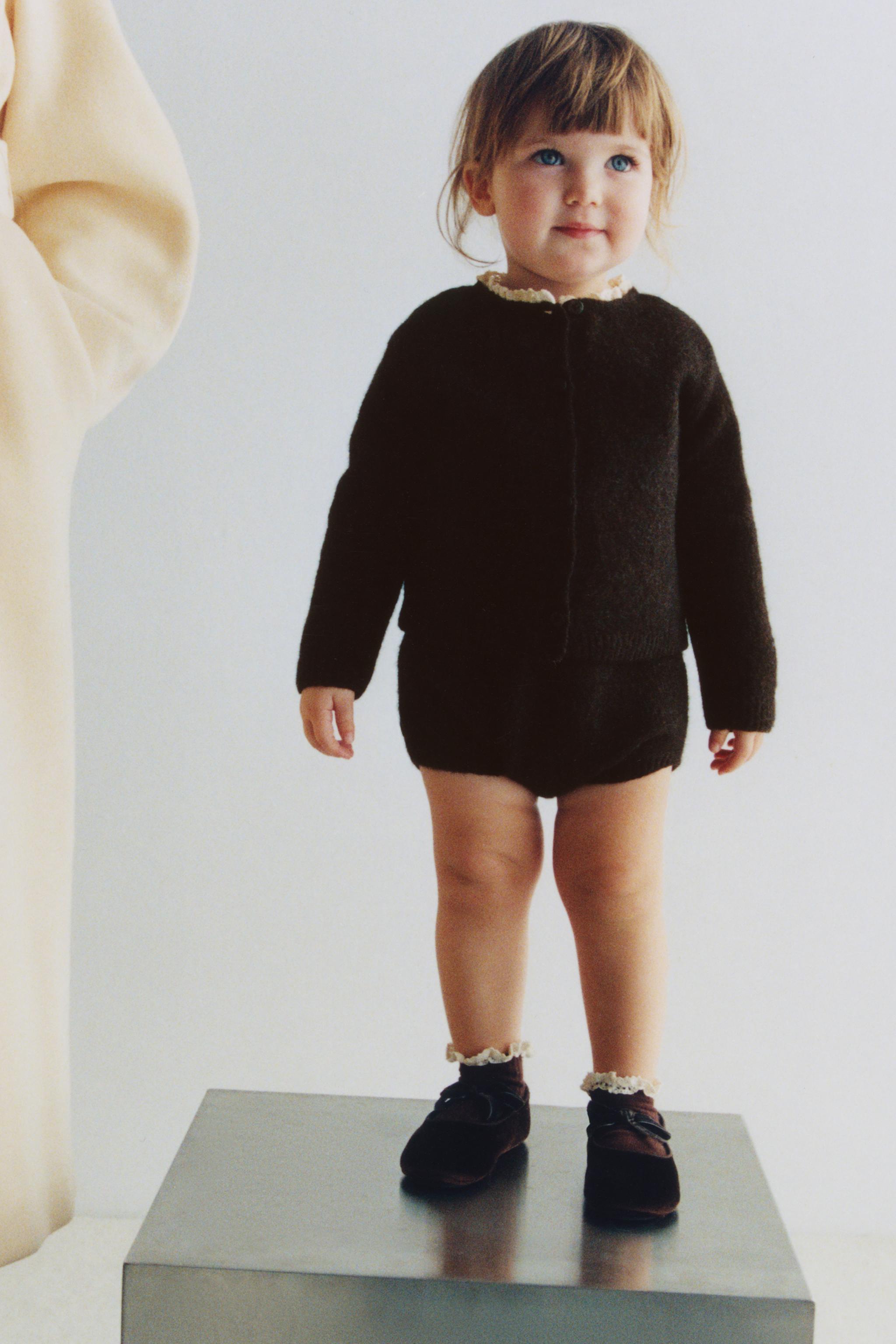 BODY EN MAILLE AVEC DENTELLE ET LAINE