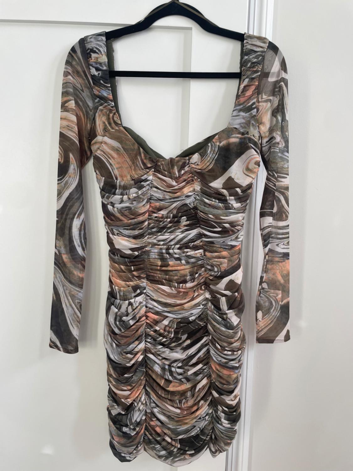 VESTIDO TUL DRAPEADO - Image 3