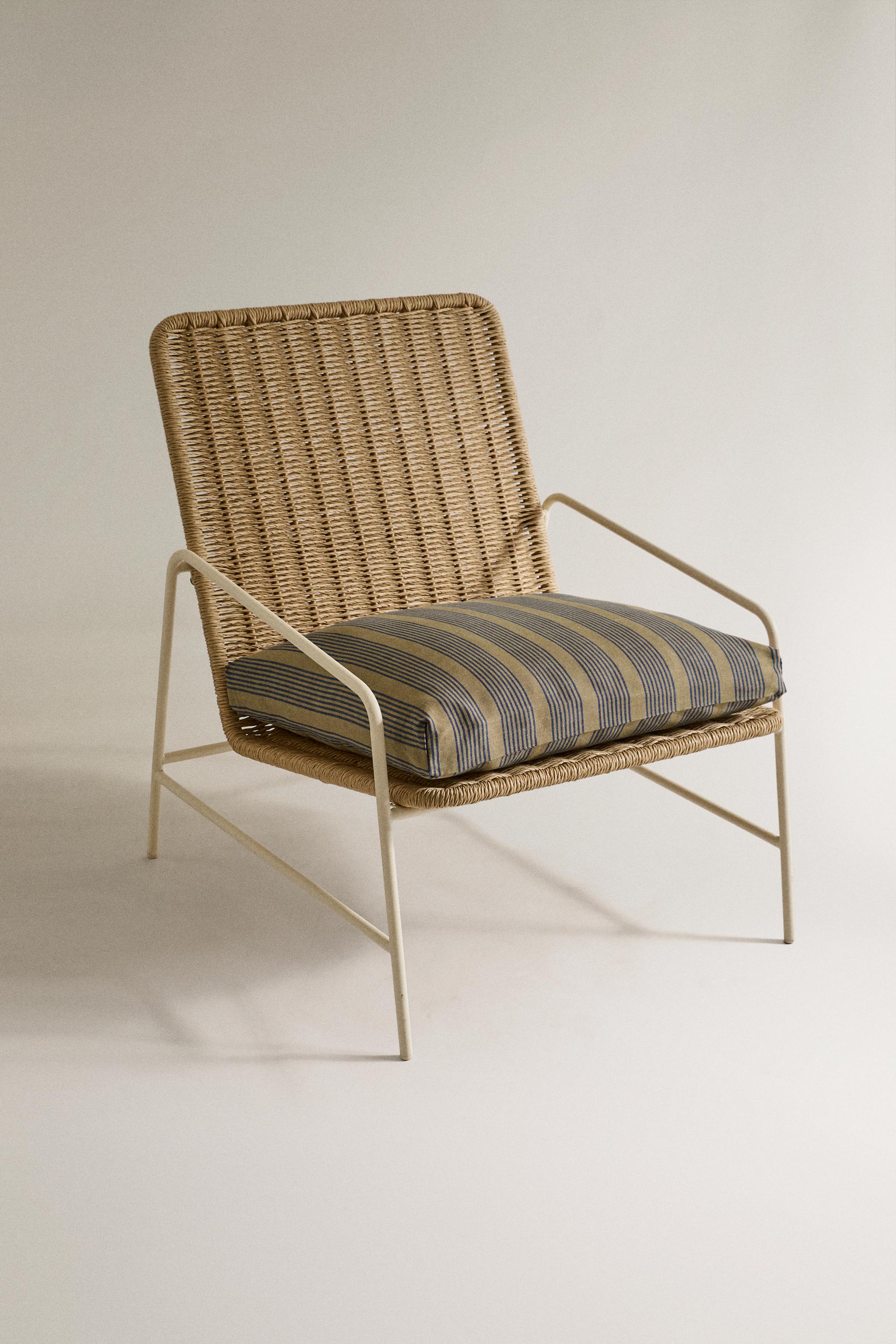 COUSSIN DE CHAISE À RAYURES