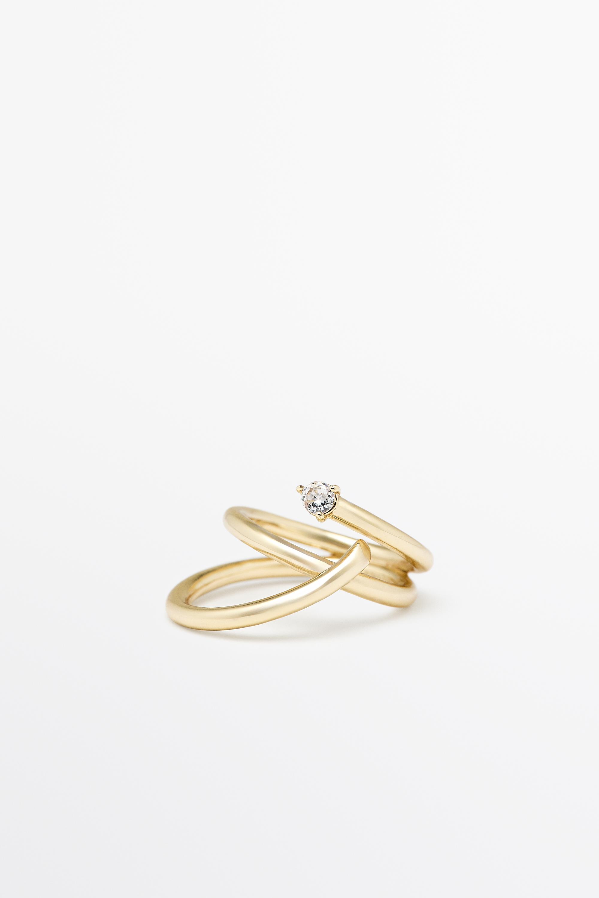 Wide shimmery volume ring — Golden