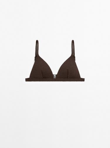 Top bikini triangulo textura - Marrón oscuro de Zara