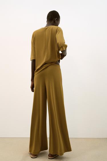 PANTALON PALAZZO FLUIDE - Ocre de Zara - Image 4