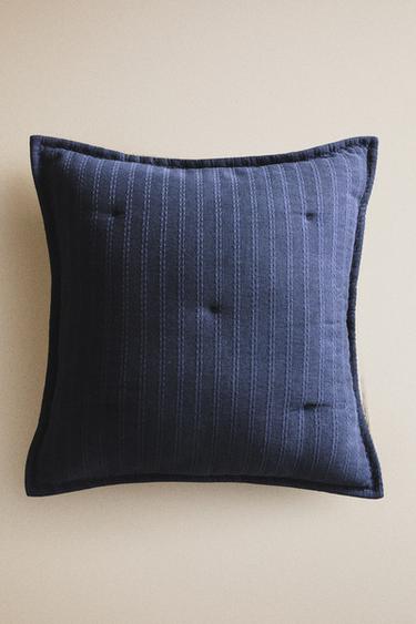 BØRNS STRIBER JACQUARD VATTERET PUDEBETRÆK - marine fra Zara