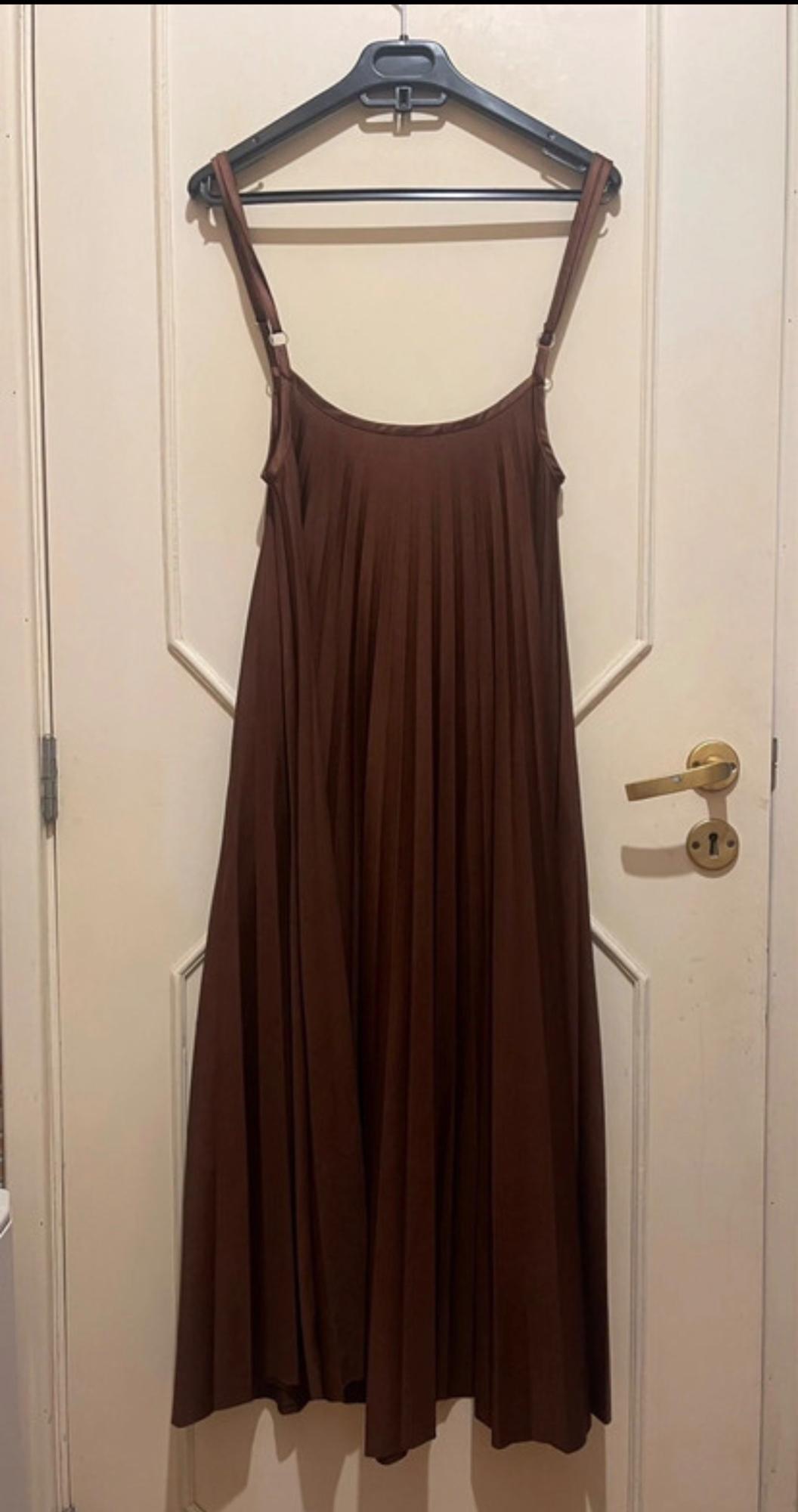 PLEATED SKIRT WITH BRACES - Image 2