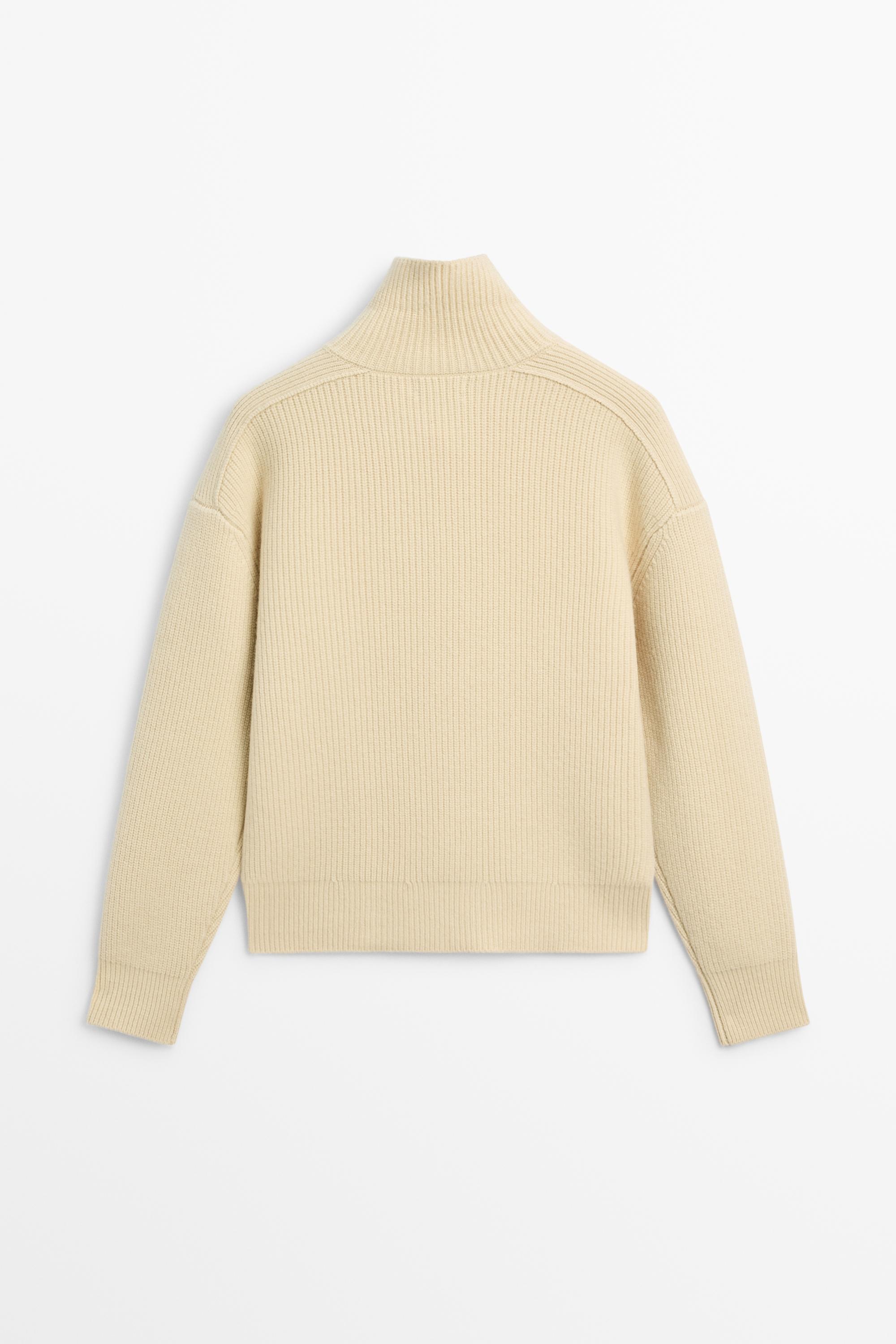 100% wool buttoned knit cardigan