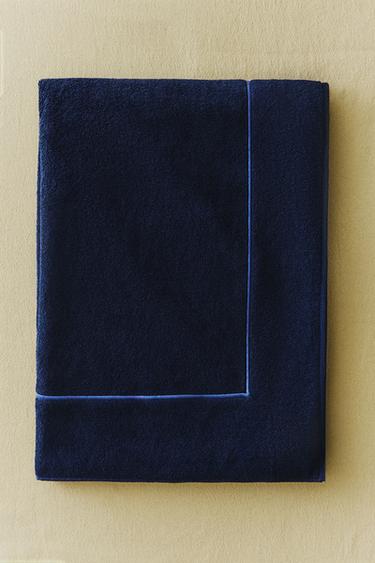 BEACH TOWEL WITH PLAIN BORDER - Navy blue by Zara