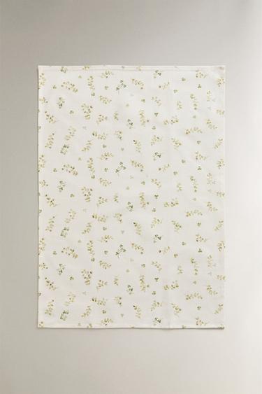 PACK OF FLORAL COTTON TEA TOWELS (PACK OF 2) - Green by Zara - Image 1