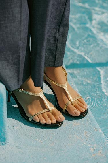 METALLISKE SANDALER MED REMME - Guld fra Zara - Billede 0
