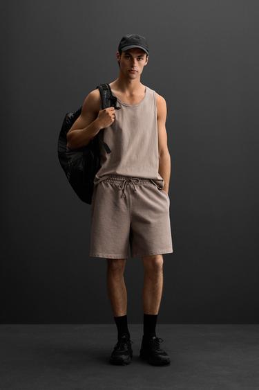 JOGGER BERMUDA SHORTS - Burgundy by Zara