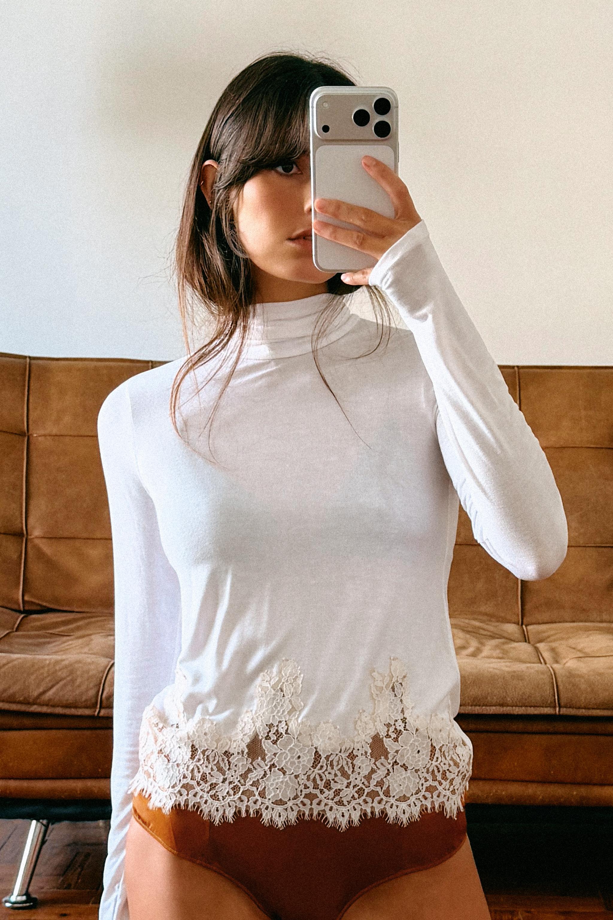 COMBINATION LACE T-SHIRT