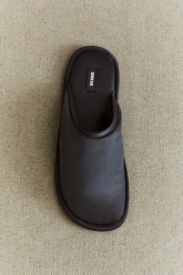 CHAUSSONS OUVERTS À L’ARRIÈRE EN SATIN - Bleu de Zara