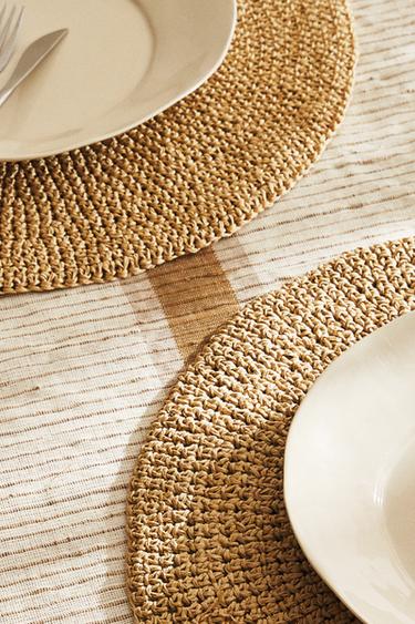 مفرش ورق مستدير - بني الخاص بـ Zara