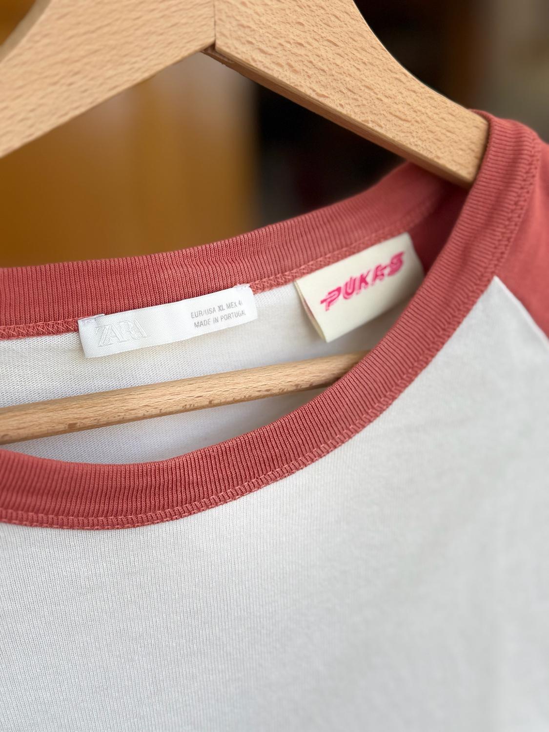 ΜΠΛΟΥΖΑ TANK ΜΕ ΧΡΩΜΑΤΙΣΤΑ ΤΜΗΜΑΤΑ PUKAS SURF X ZARA - Image 4