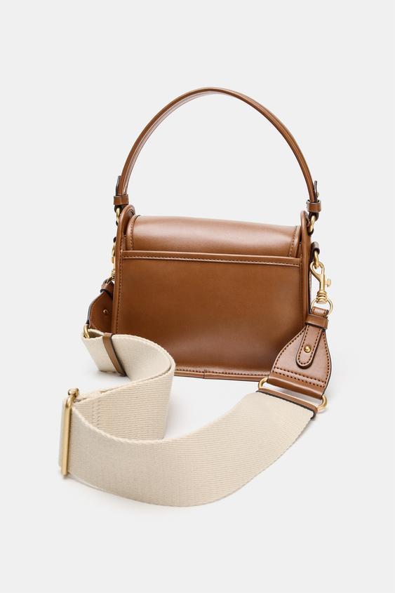 CROSSBODY BAG WITH CLASP DETAIL