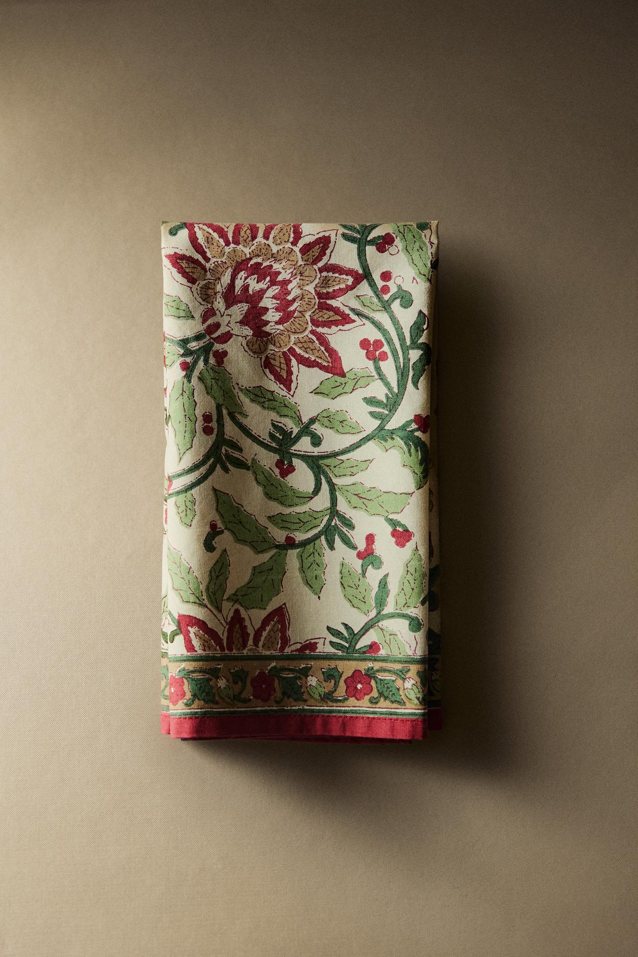 CHRISTMAS POINSETTIA COTTON NAPKINS (PACK OF 2) — Green