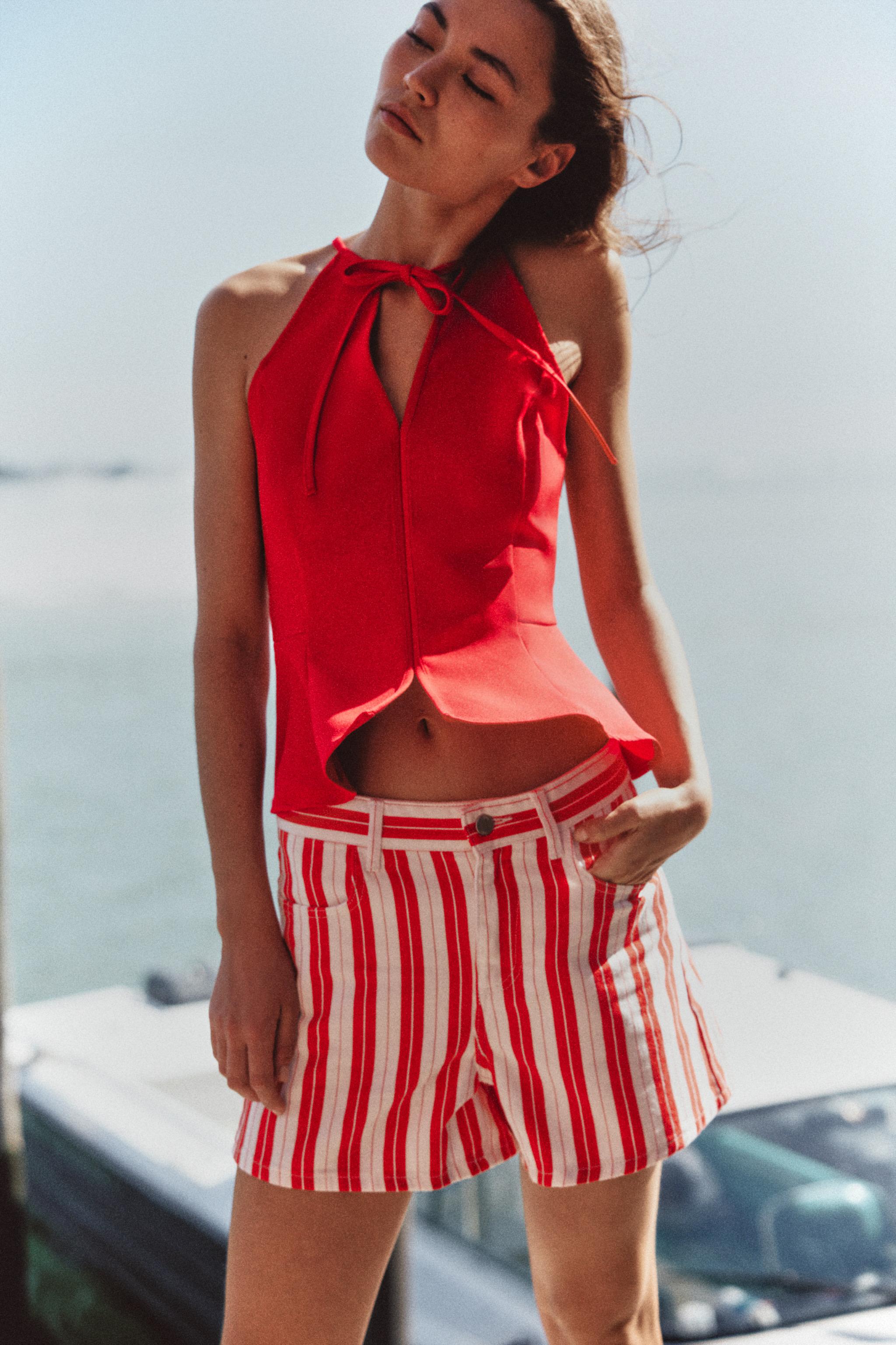 BOW HALTER PEPLUM TOP — Red