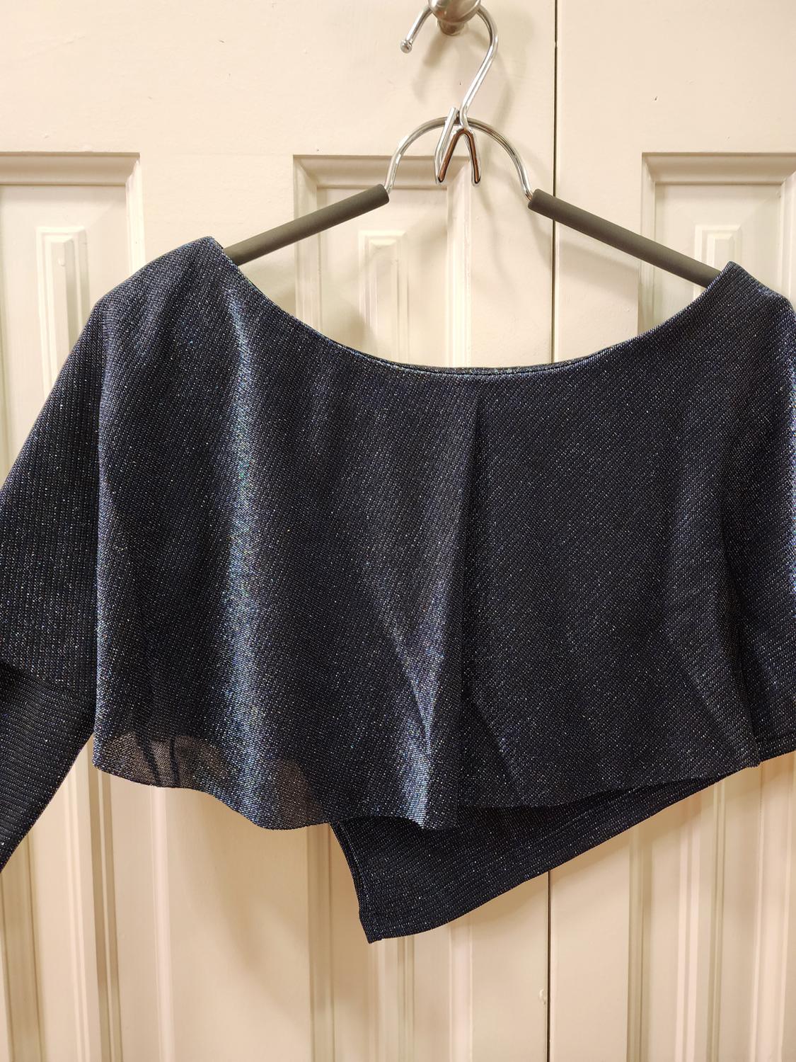 OFF SHOULDER ASYMMETRICAL LAYERED SPARKLY TOP - Image 4