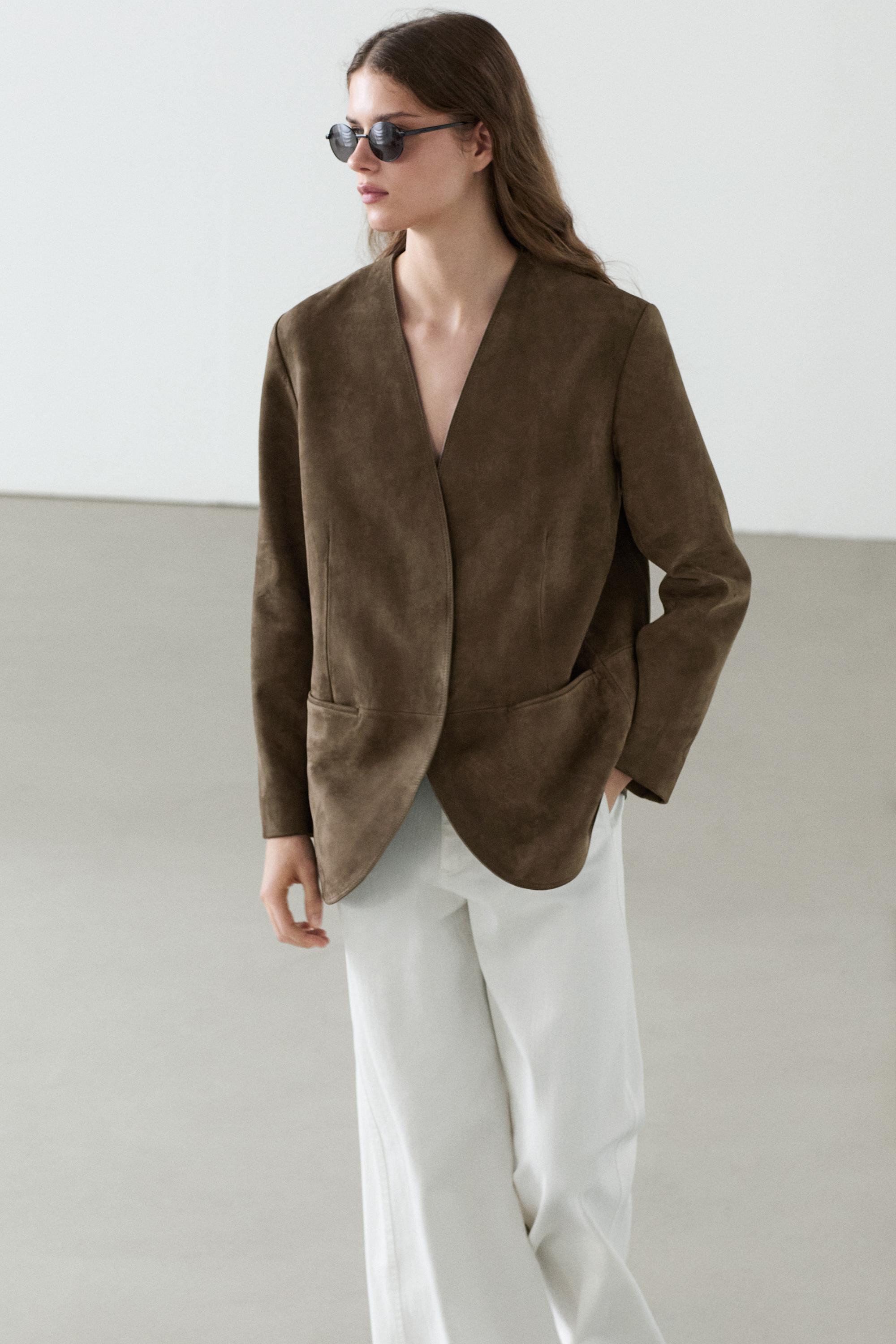 Suede leather blazer — Black gold