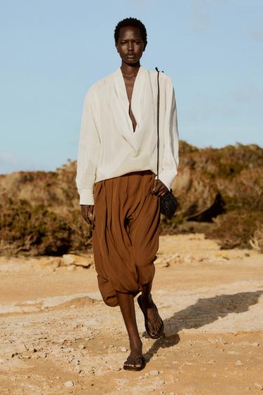 Zara Product image - Ecru - Image 0