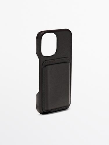 Funda Iphone 16 piel napa - Marrón de Zara - Imagen 0