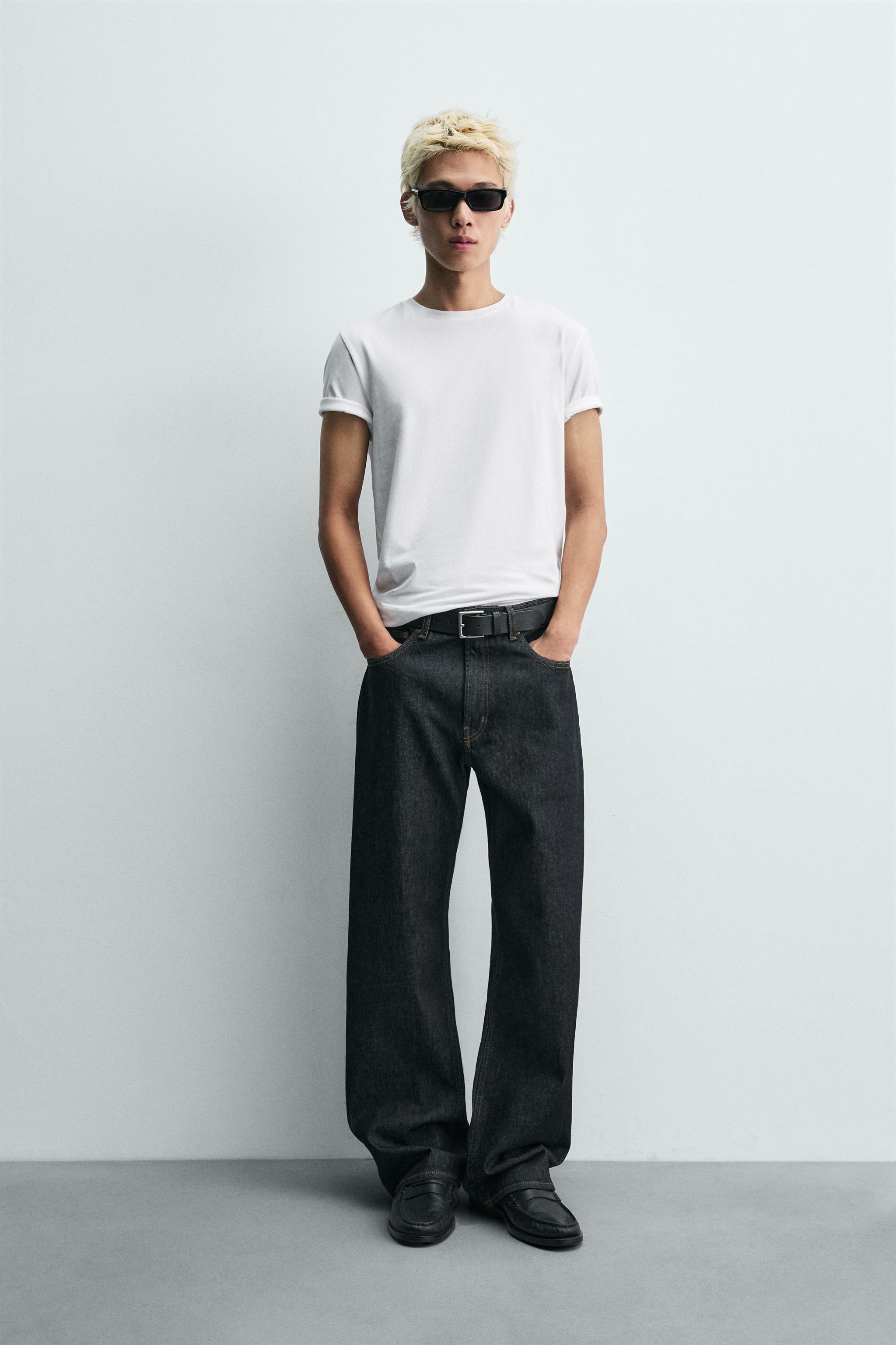 LOOSE FIT JEANS