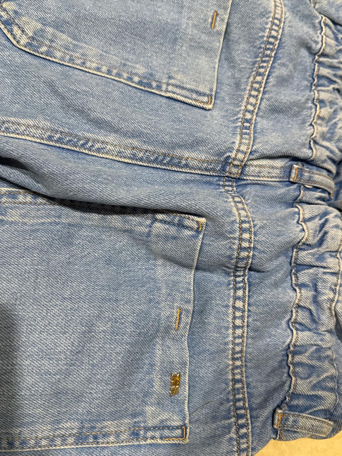 RIPPED DENIM MINI SKIRT - Image 3