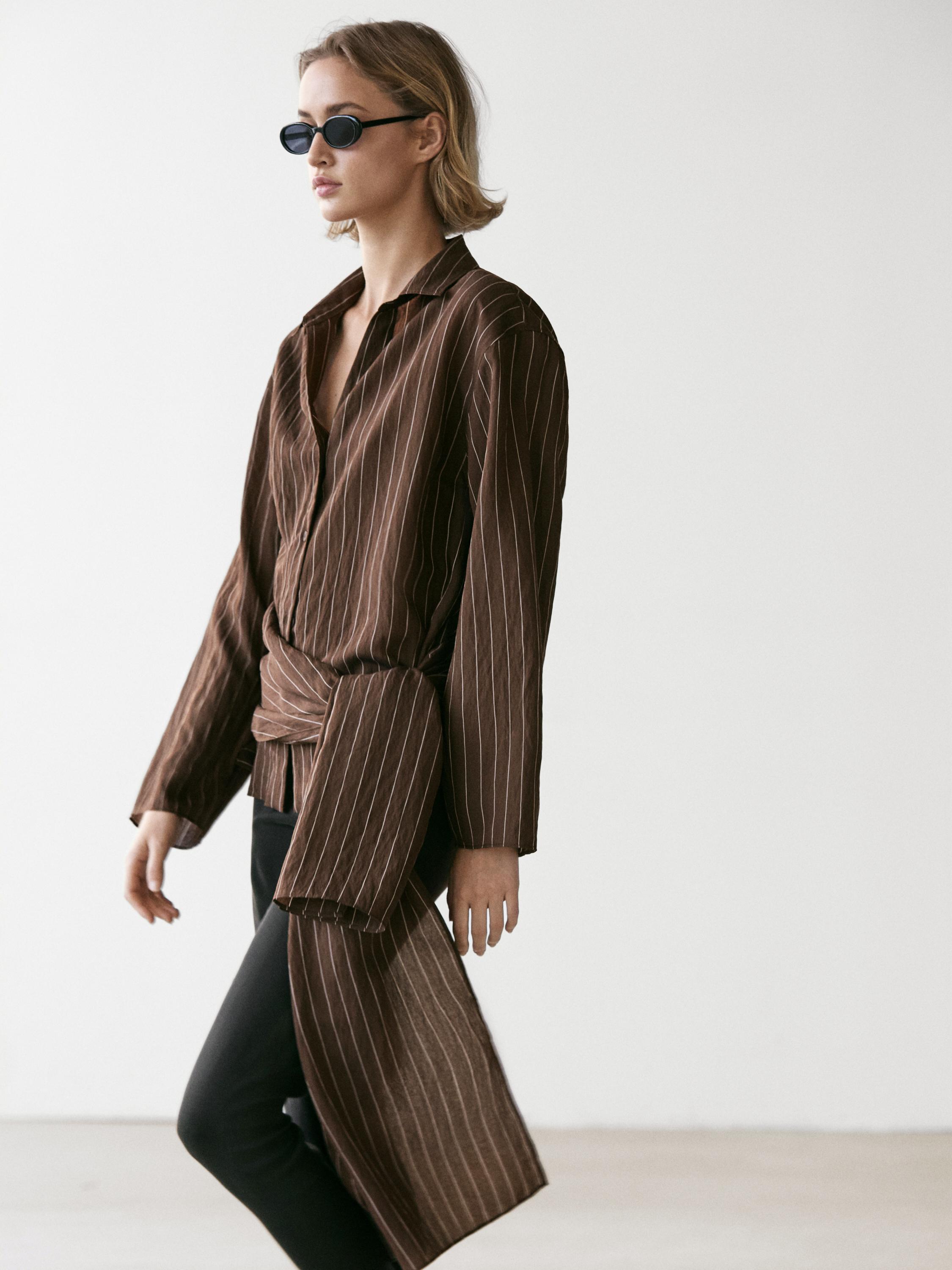 Chemise rayée avec foulard