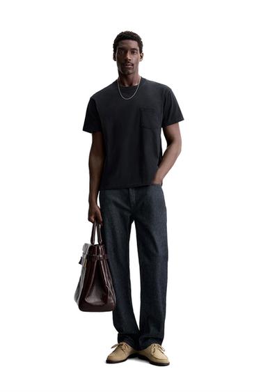 T-SHIRT WITH POCKET - Black by Zara