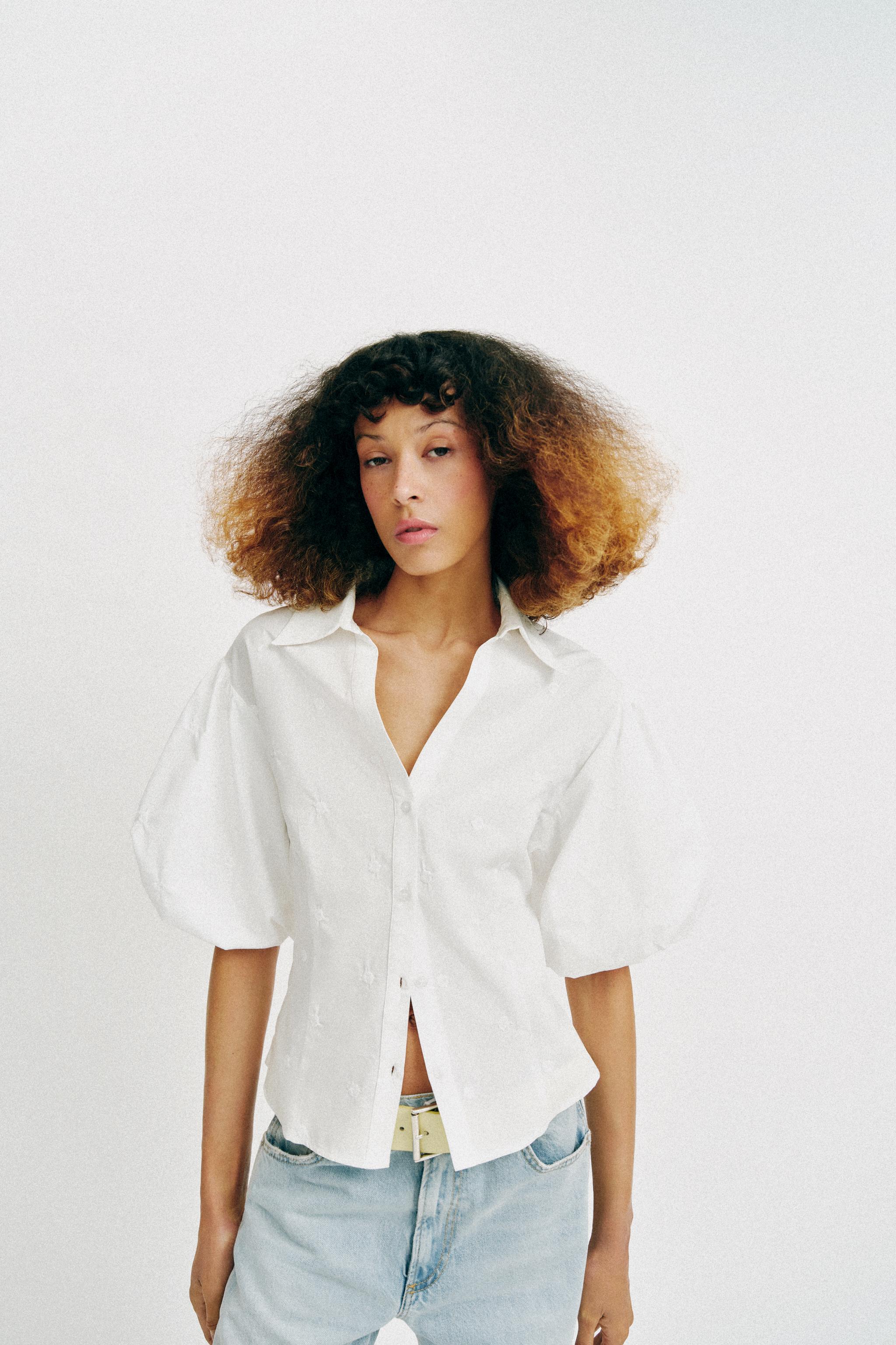 EMBROIDERED PUFF SLEEVE SHIRT