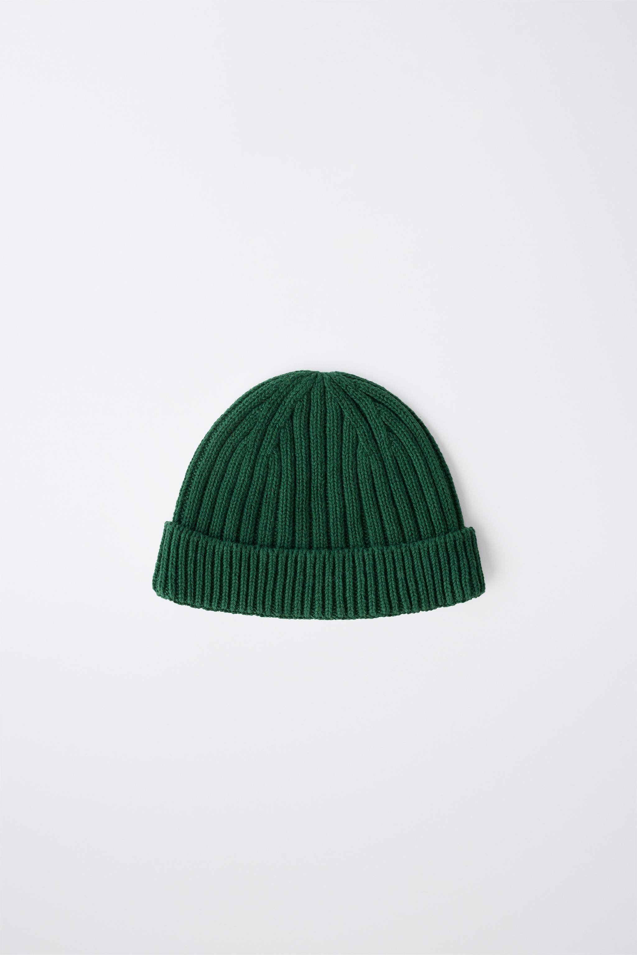 PLAIN KNIT HAT — Green