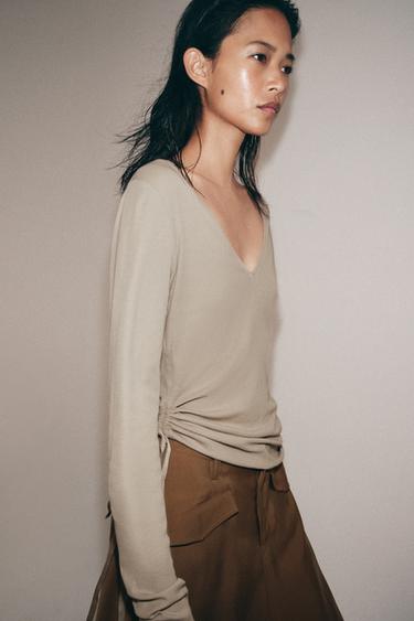 V-NECK T-SHIRT WITH TIES - Brown / Taupe by Zara - Image 4