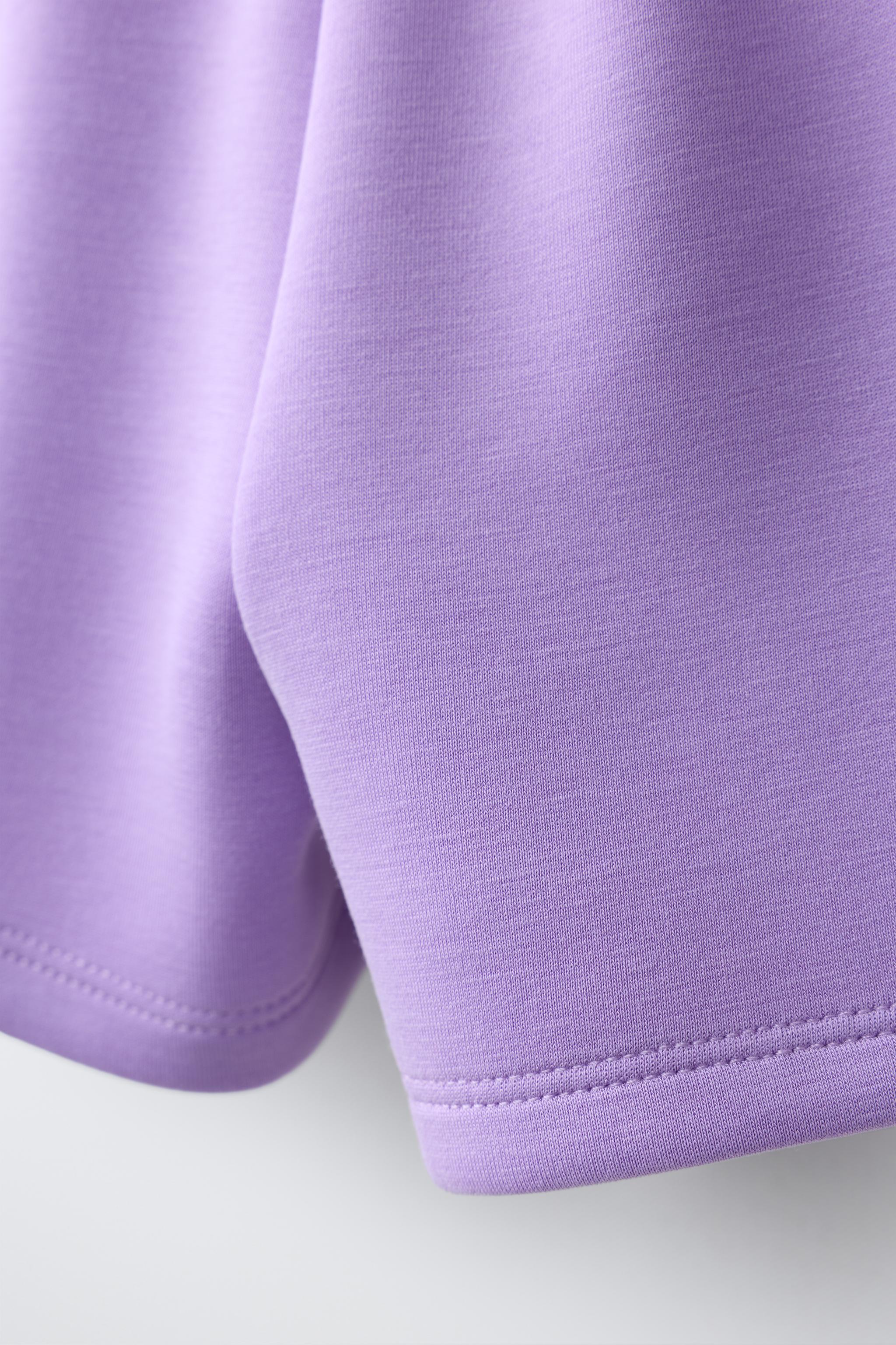 ATHLETIC EMBOSSED TEXT SHORTS