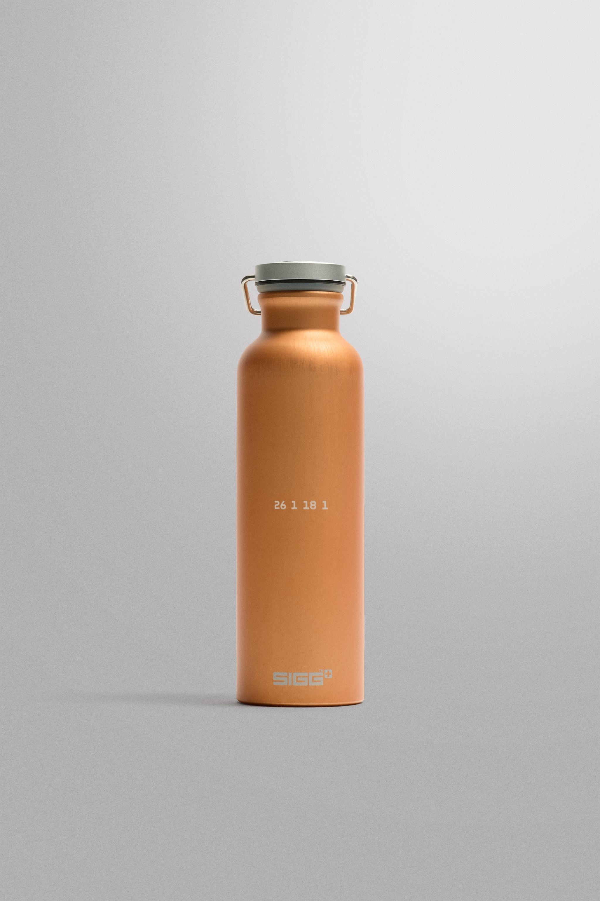 Zara SIGG ALUMINUM WATER BOTTLE 750ML