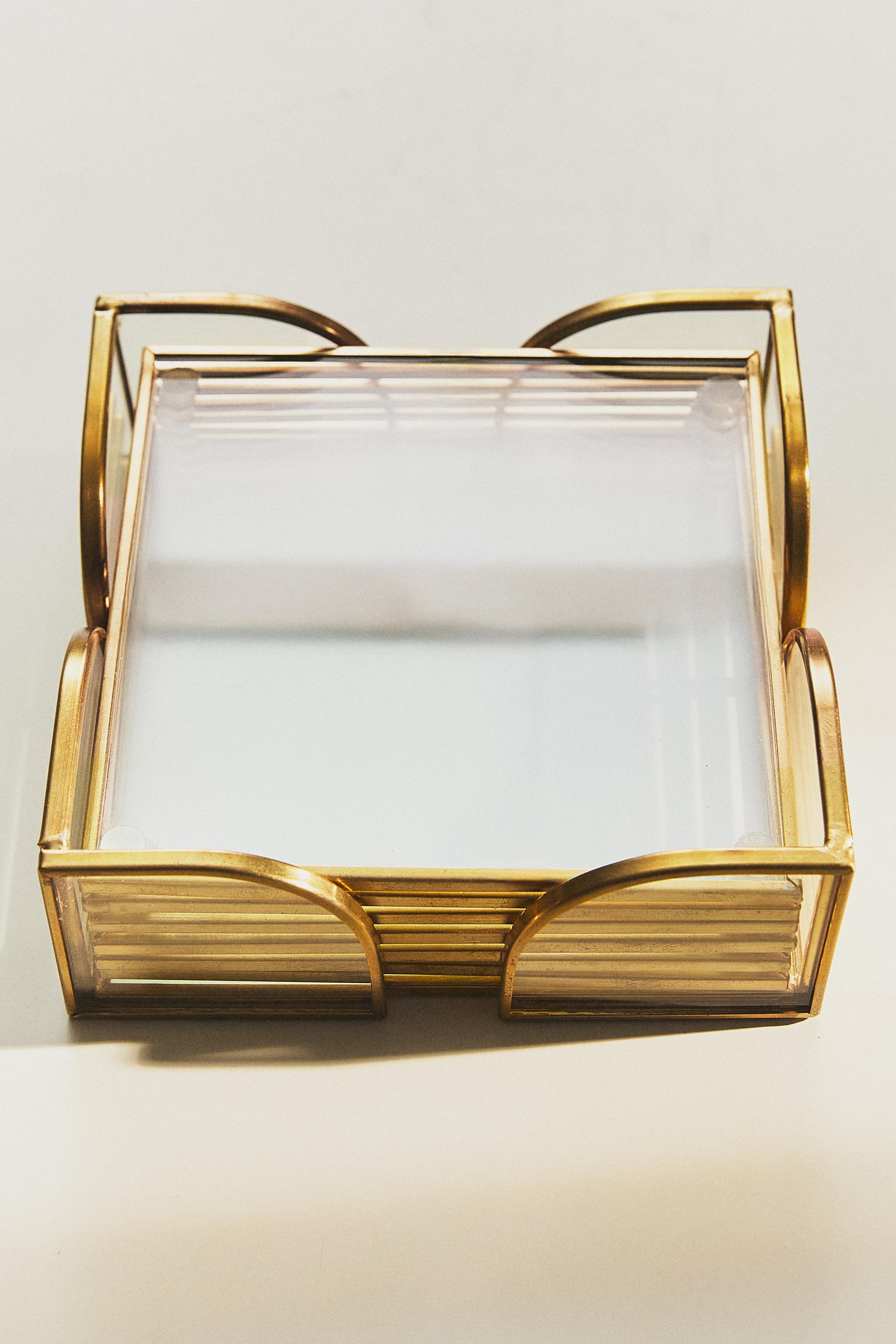 ダイニングルーム テーブルアクセサリー | ZARA 日本
