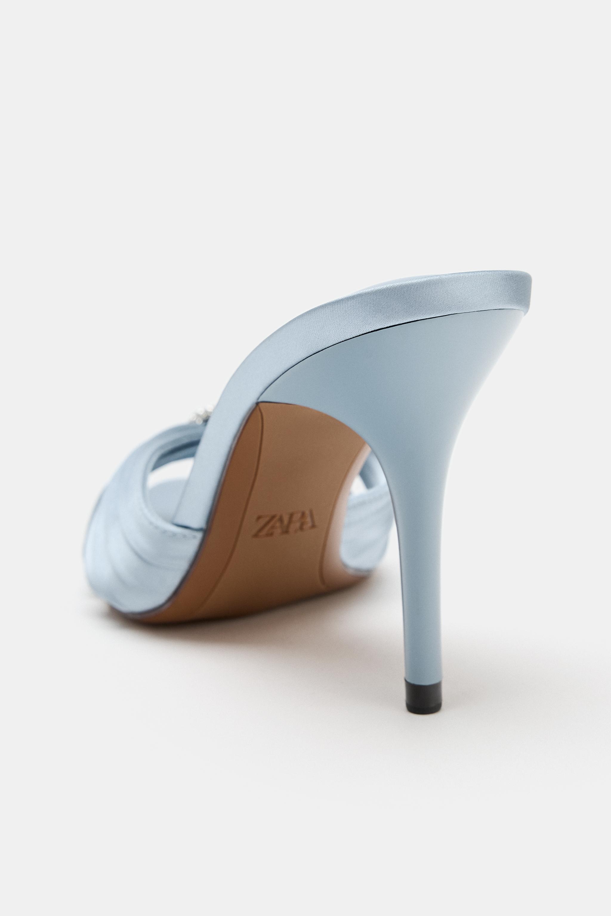 Женские сандалии Zara SATIN-EFFECT EMBELLISHED HEELED SANDALS — фото 4