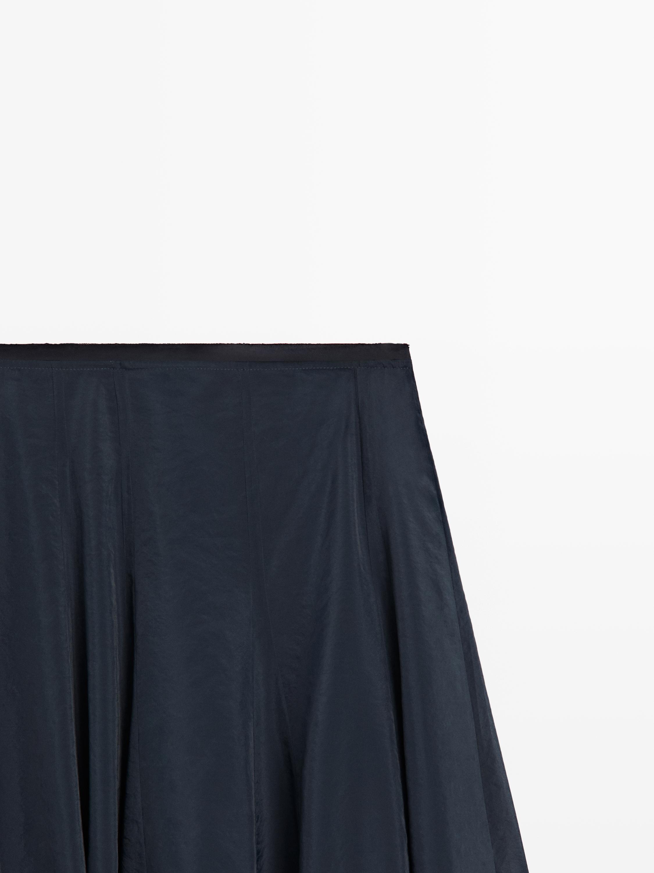 Midi skirt with pintucks