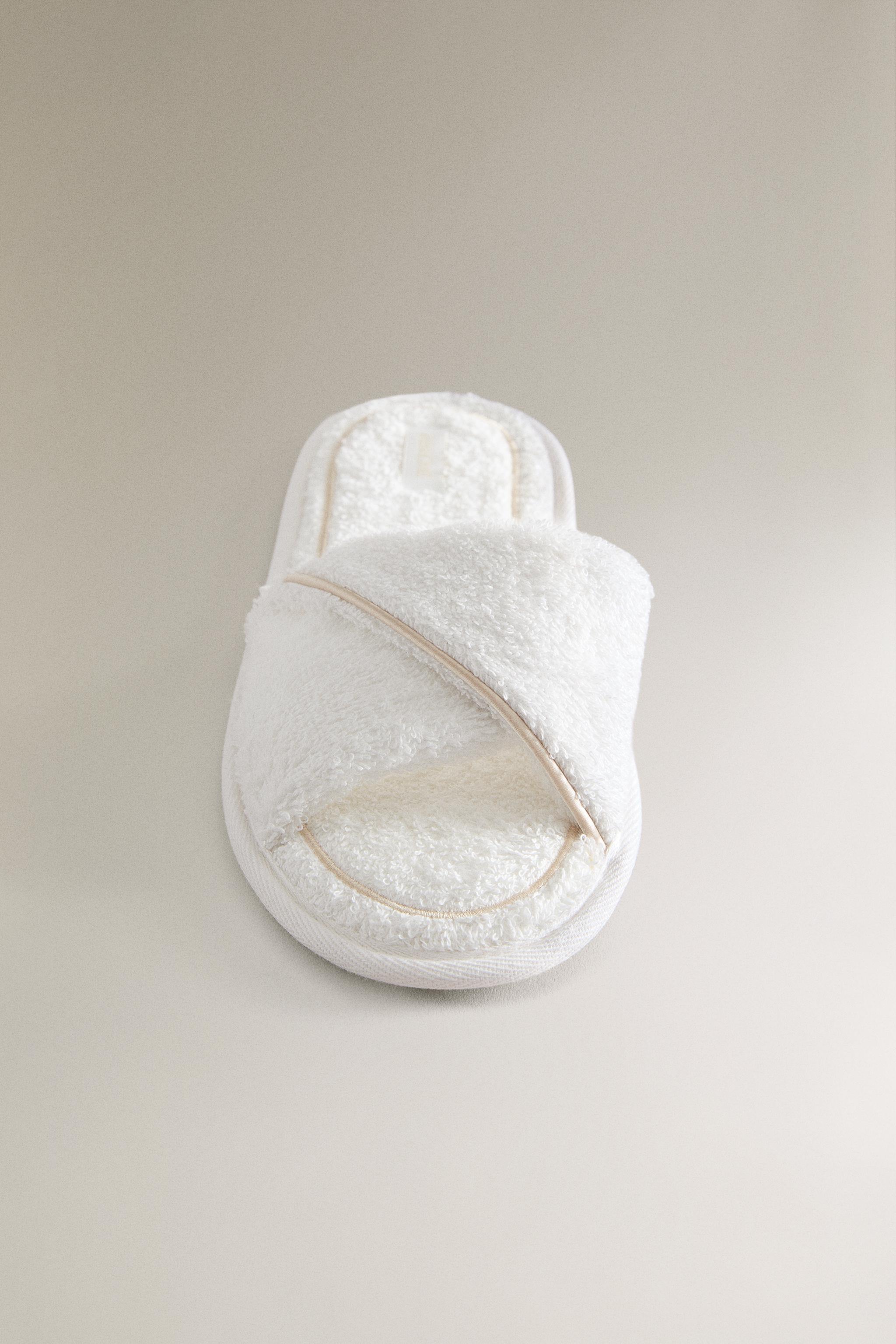 TERRYCLOTH SLIDERS WITH PIPING