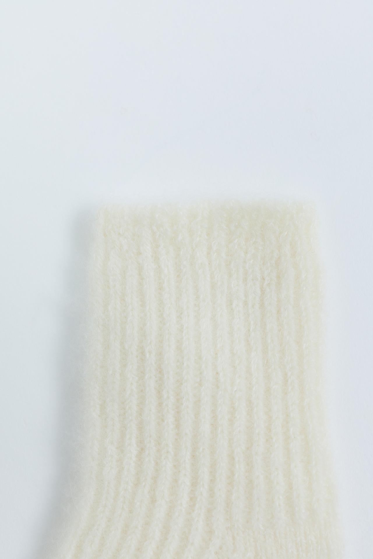Zara Timeless - Cashmere Socks — Mid-ecru