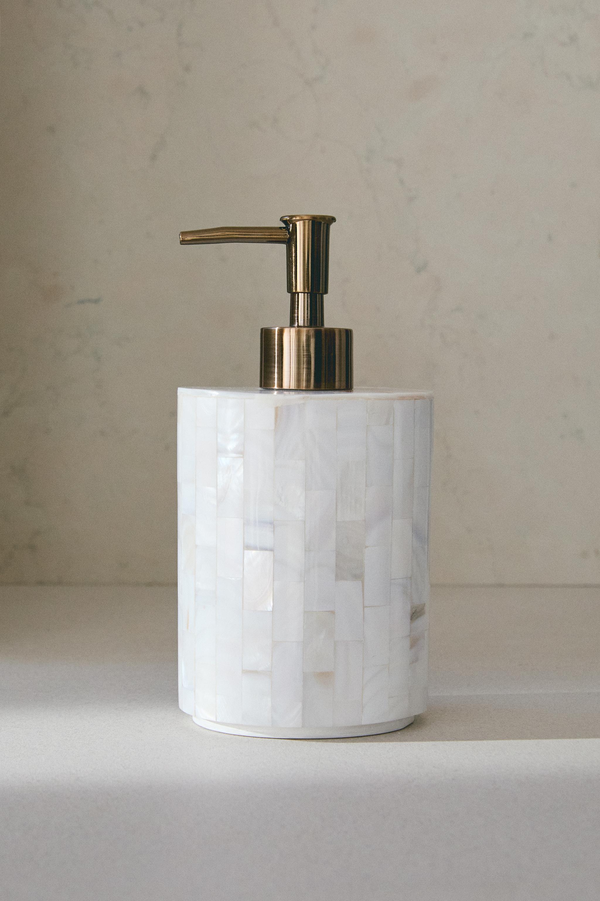 MOTHER-OF-PEARL-EFFECT SOAP DISPENSER - Light beige | ZARA
