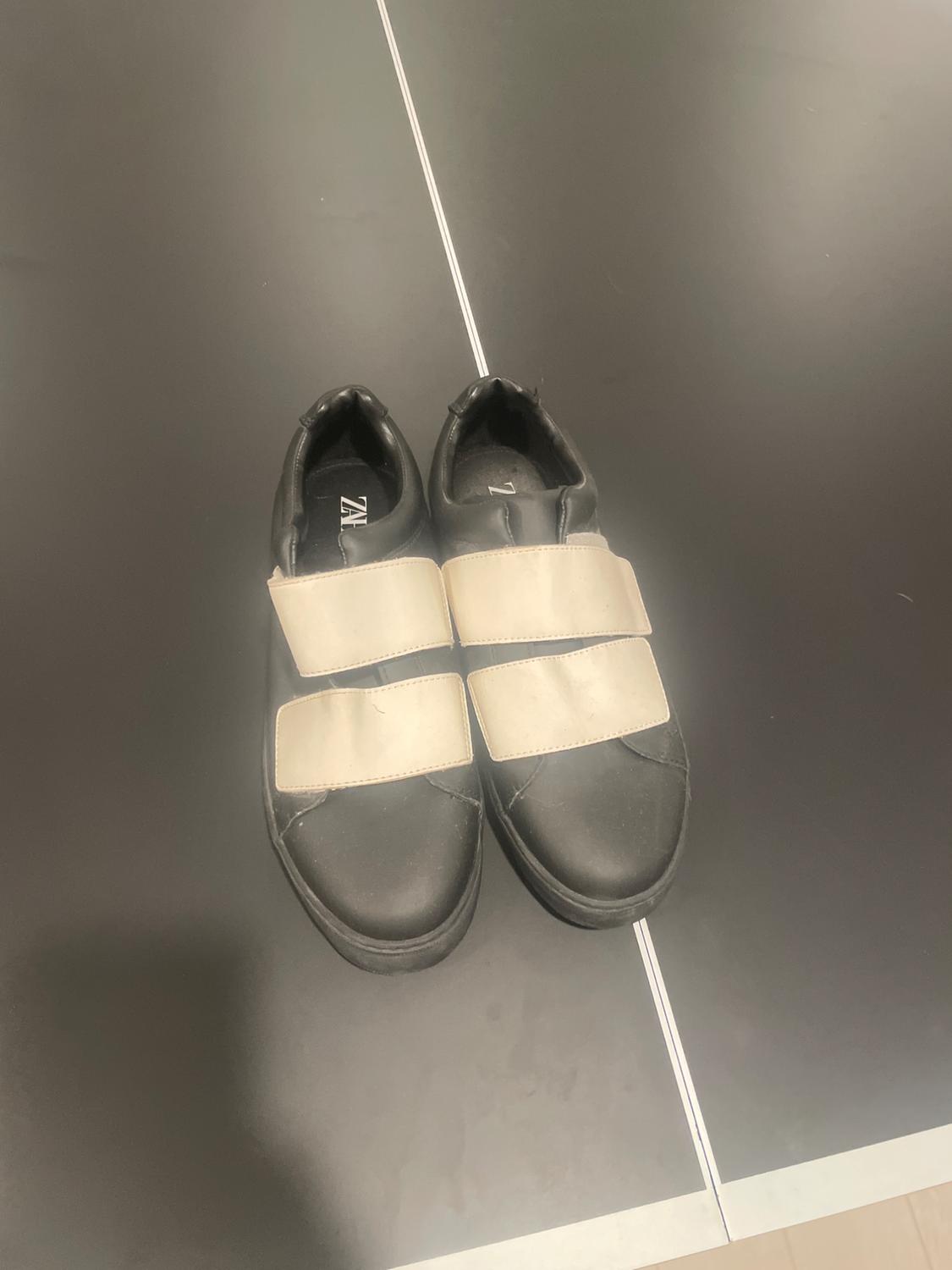 SHOES - Image 2